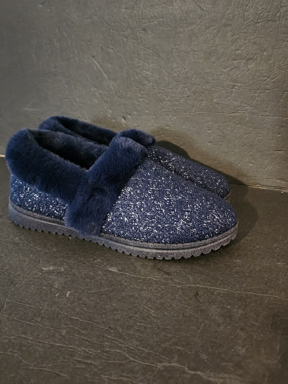SKECHERS Sweet Walk Cozy Lite Sparkle Knit Slippers Navy Faux Fur Sz 8.5